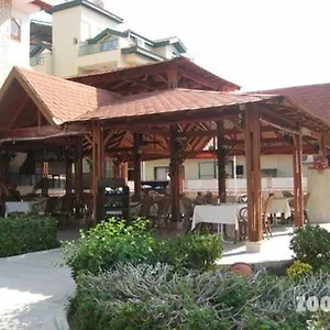 Aparthotel Melita, Icmeler